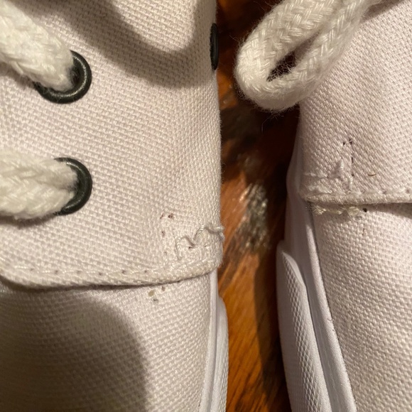 Mipacha Low Top Sneakers - Picture 13 of 14